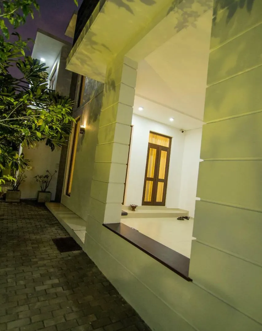 Villa Tyra 尼甘布